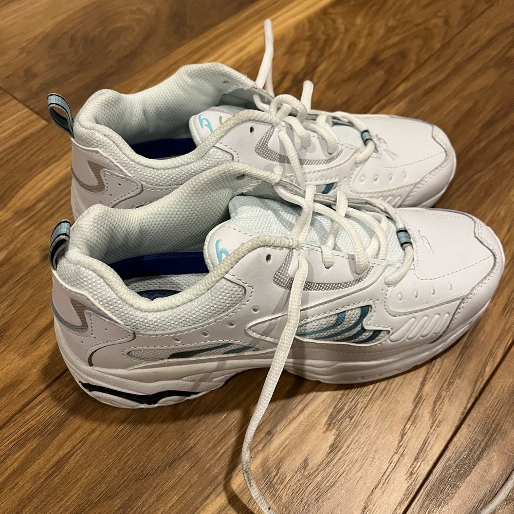 Dr Scholl’s women’s running shoe Size 7